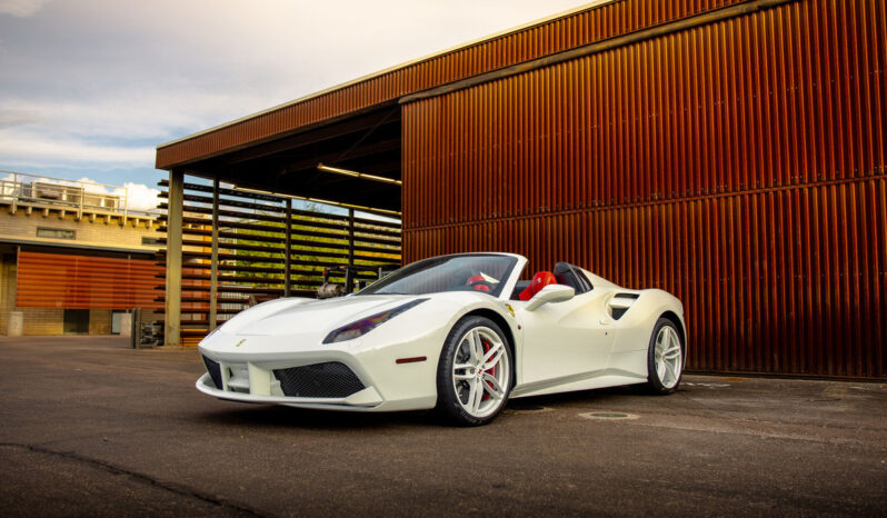 
								2017 Convertible Ferrari 488 Spyder full									