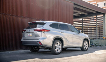 
									2023 Toyota Highlander Hybrid full								