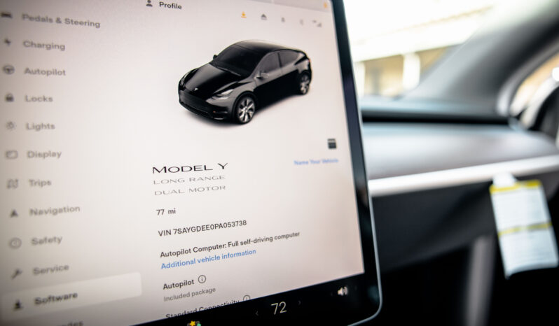 
								2023 Tesla Model Y full									